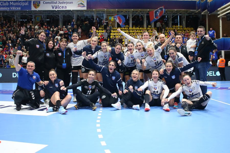 EXCLUSIV Șicane incredibile la votul decisiv din handbal » Președintele Dedu, acuzat că nu a ținut cont de cluburi: „N-a vrut să dea titlul lui Dinamo!”