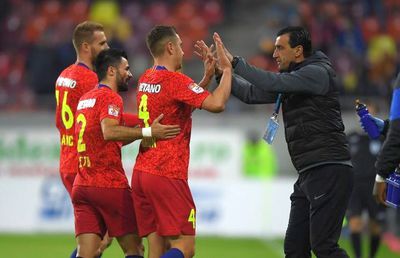 Lovitură grea pentru FCSB » Un titular incontestabil s-a rupt la antrenament