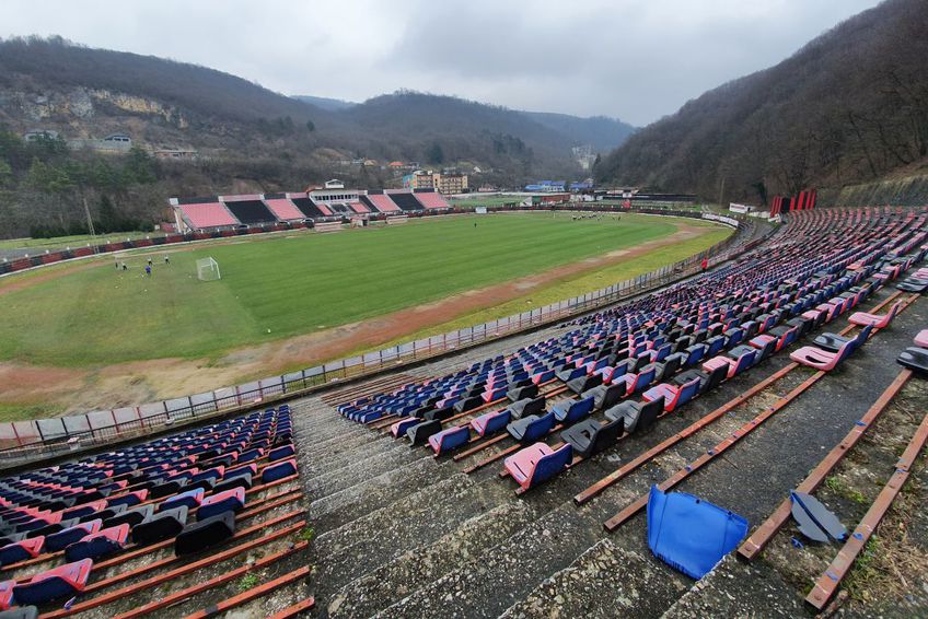 Stadionul „Mircea Chivu”, din Reșița
(foto: Vlad Nedelea/GSP)
