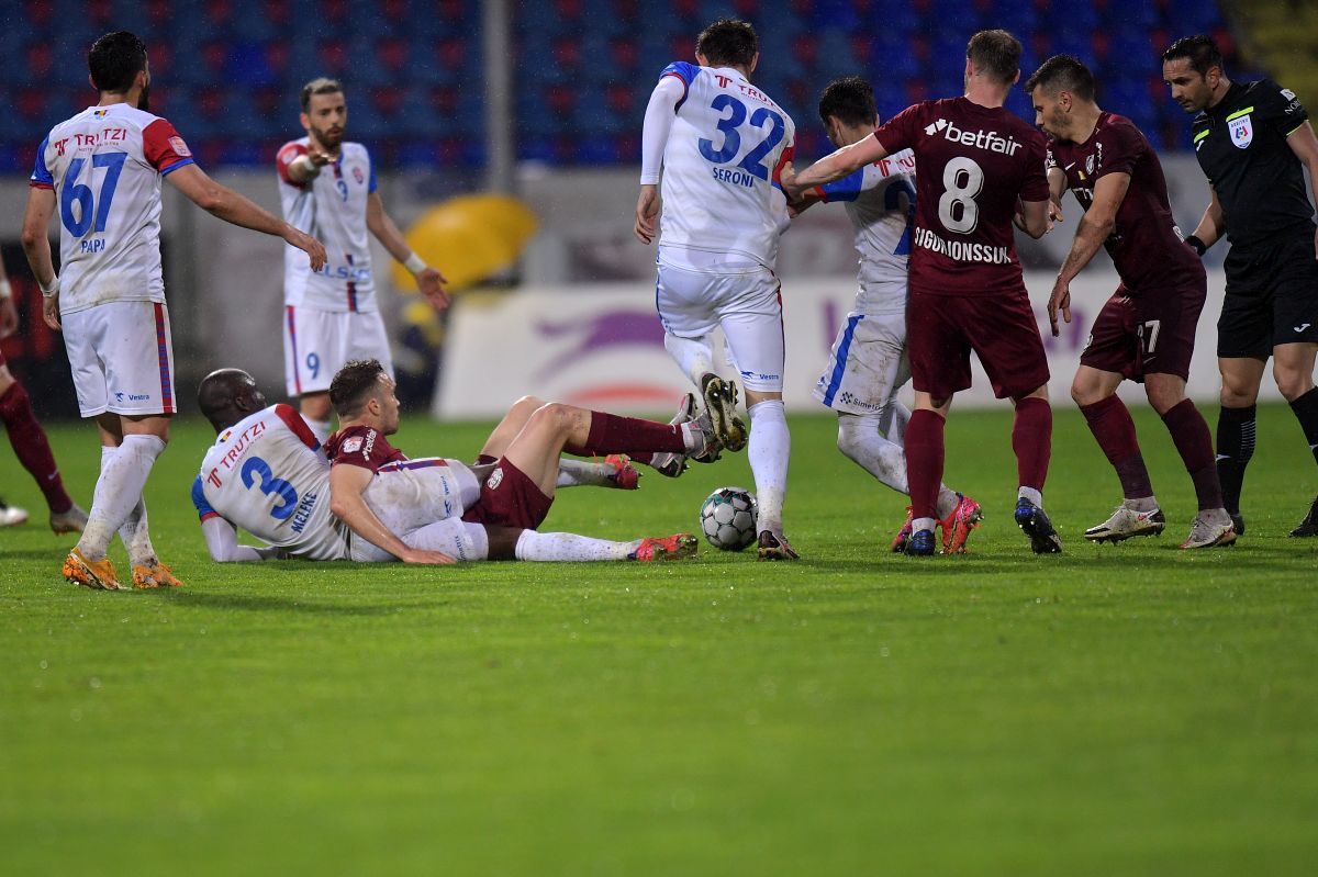 CFR Cluj campioană » Edi Iordănescu, enigmatic după primul titlu din carieră: „Nu vreau să umbresc acest moment!”