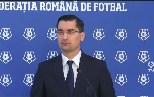 Răzvan Burleanu, președintele FRF, susține acum o conferință de presă. Azi a avut loc un Comitet Executiv la Casa Fotbalului.