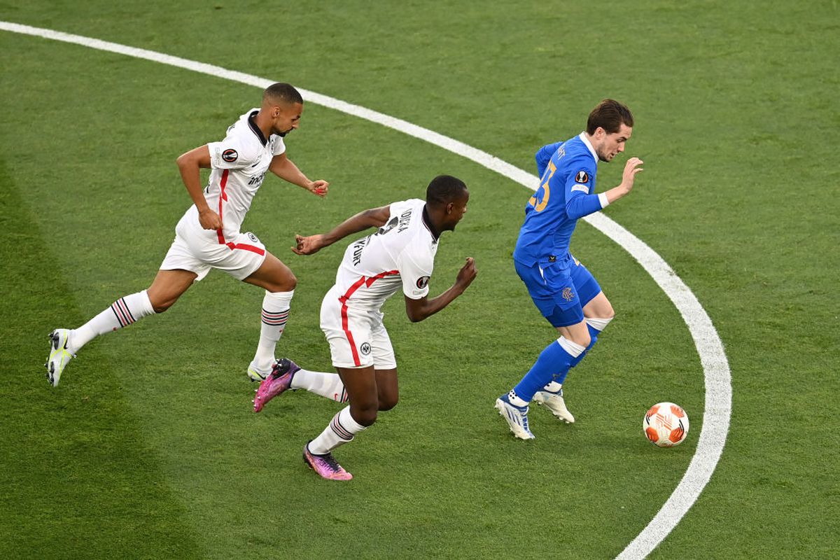 Cine e fotbalistul cu origini românești din echipa lui Eintracht Frankfurt » A înscris în finala Europa League și mărturisește: „Am izbucnit în lacrimi imediat”