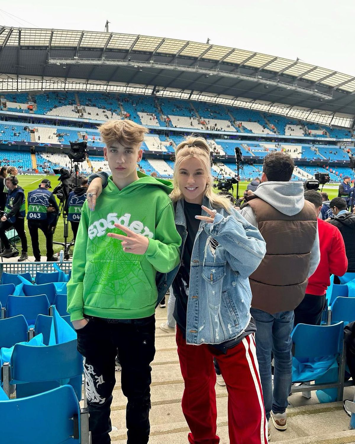 Corina Bud, pe transmisiunea live de la Manchester City - Real Madrid