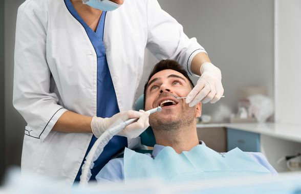 Ce impact are consumul de tutun asupra tratamentelor dentare de implantologie