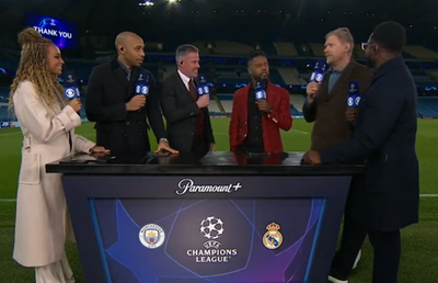 Patrice Evra, luat la „roast” de prezentatoare și de fostul rival de la Manchester City: „De ce te-ai îmbrăcat așa?”