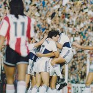 Jose Perdomo, la minge, în meciul din 1992 cu Estudiantes Foto: TyC Sports