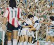 Jose Perdomo, la minge, în meciul din 1992 cu Estudiantes Foto: TyC Sports