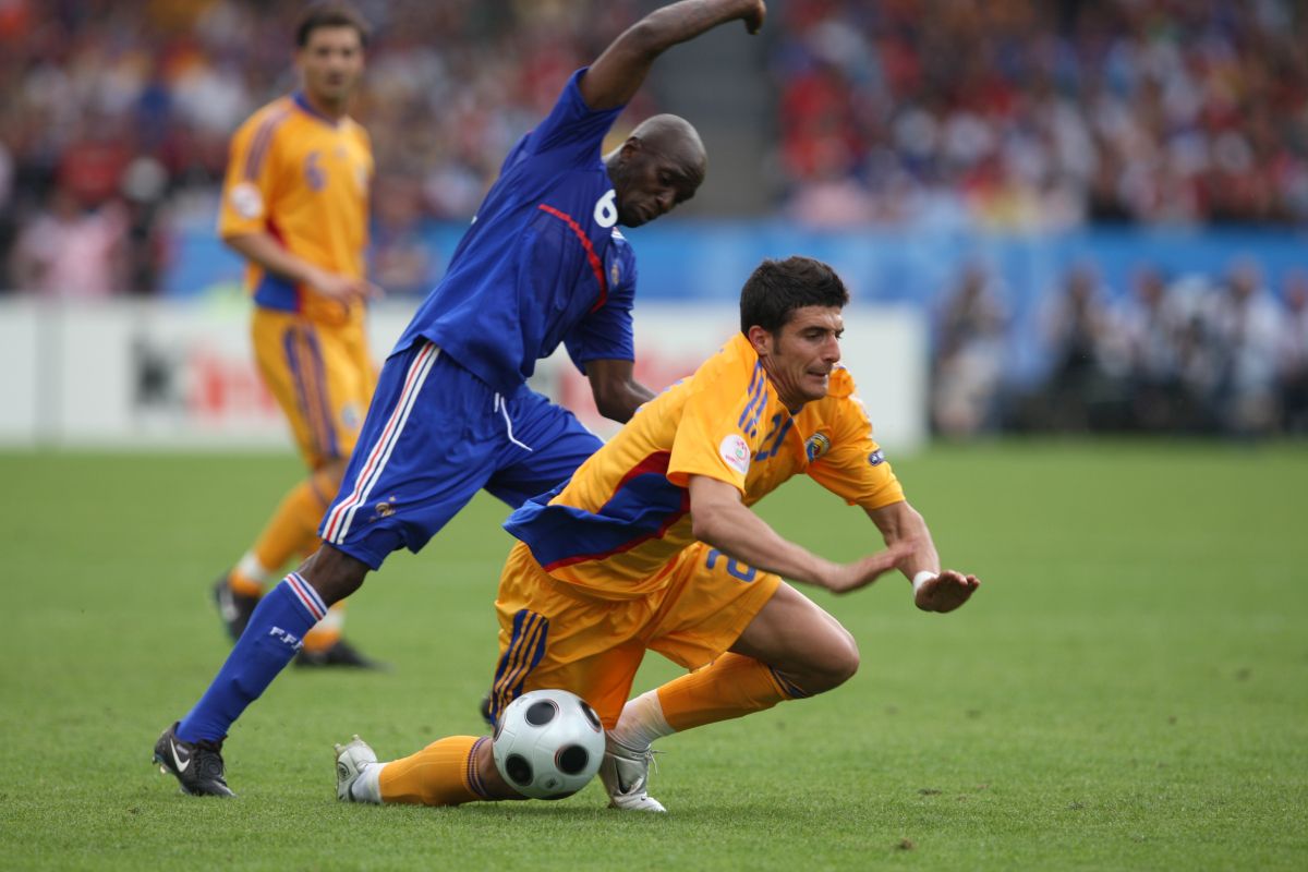 România la Euro 2008, în „Grupa morții” » Imaginile memorabile cu Cristi Chivu la imn, Adrian Mutu de la extaz la agonie, plus nedreptatea lui Ciprian Marica!