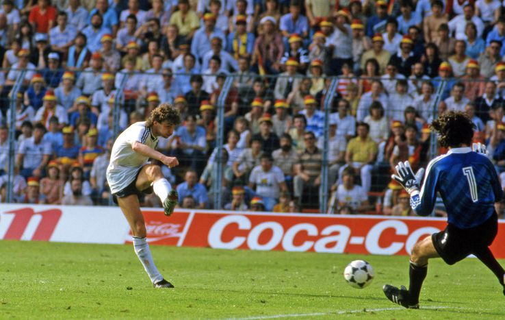 EURO 1984. Calificarea în premieră a României la un European și debutul lui Gică Hagi FOTO Imago