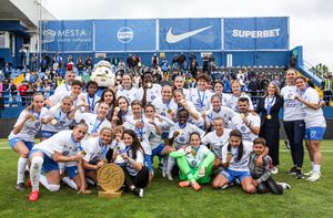 Trofeul de campioană este la Constanța » Au petrecut ca Inter