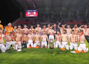 Și-a luat adio de la Corvinul, la 3 zile după finala Cupei. Mesajul emoționant al fotbalistului: „Nu am fost doar o echipă”