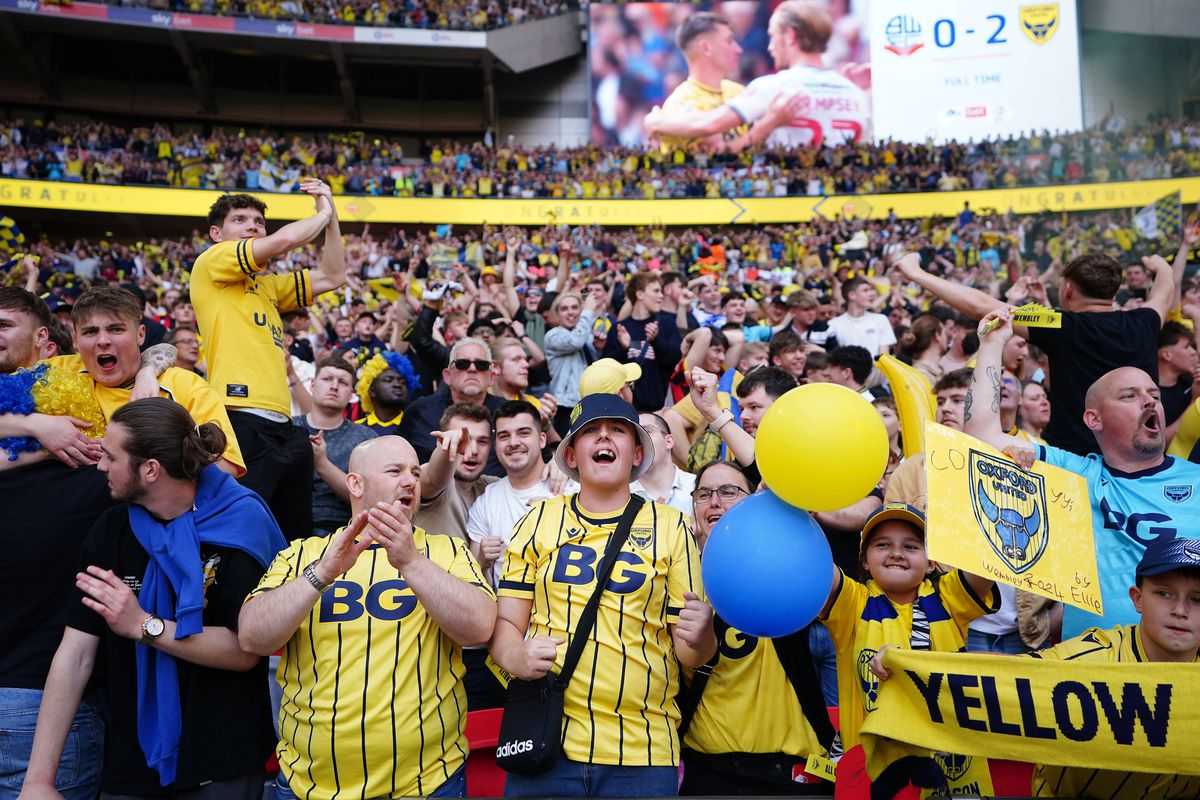 Oxford a promovat în Championship, după o pauză de 25 ani. 18.05.2024