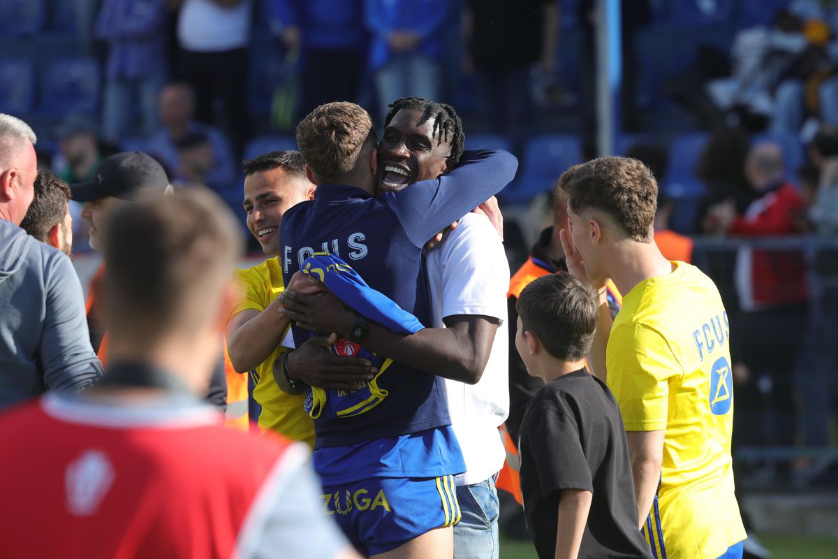 Proaspătul campion cu FCSB a mers la meciul de totul sau nimic din Superligă și a sărbătorit cu echipa câștigătoare!