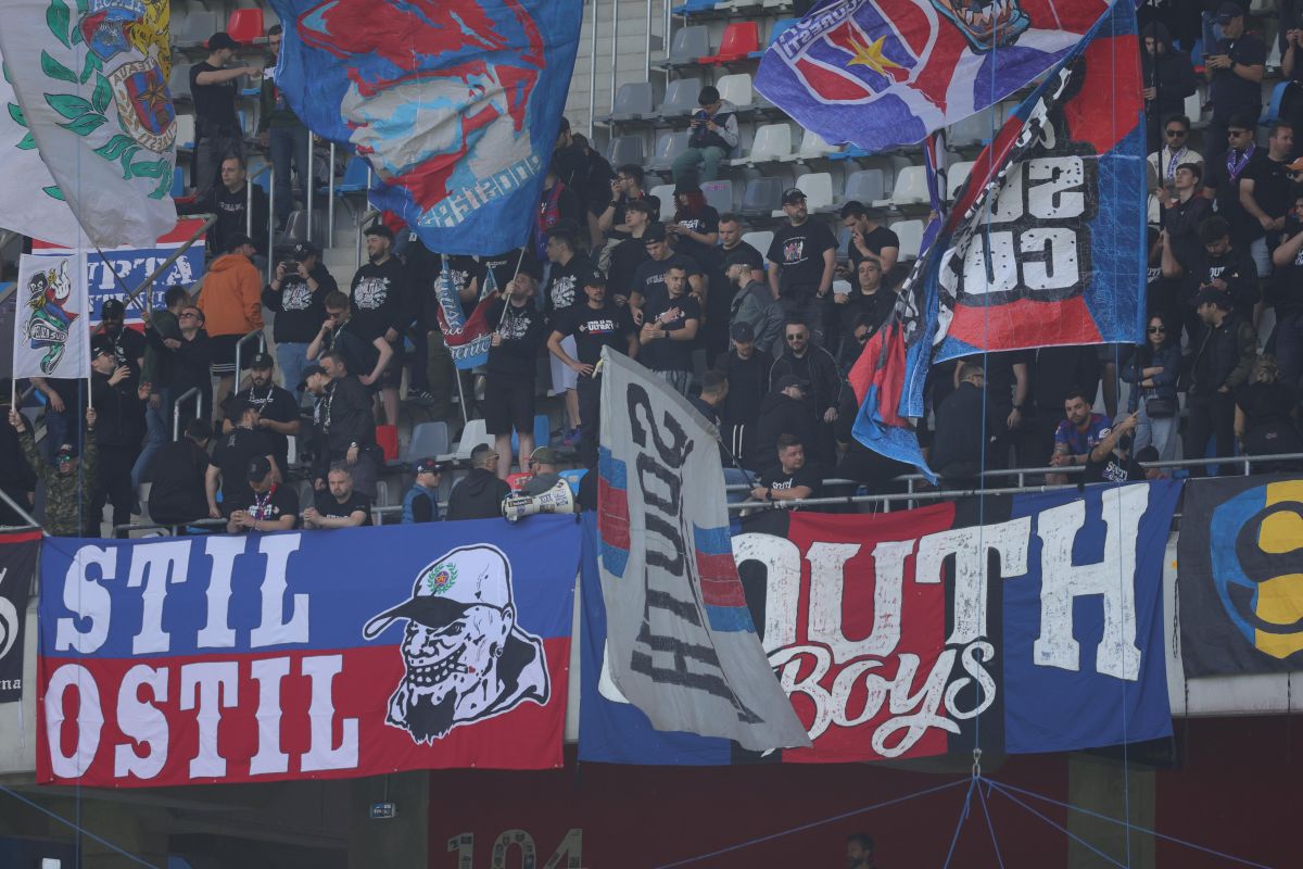„Aici e Steaua!” » 3 detalii din Ghencea, de la Steaua - CSM Reșița: ce făcea Victor Pițurcă în lojă și cum arată la 69 de ani + mesajele ostile ale ultrașilor