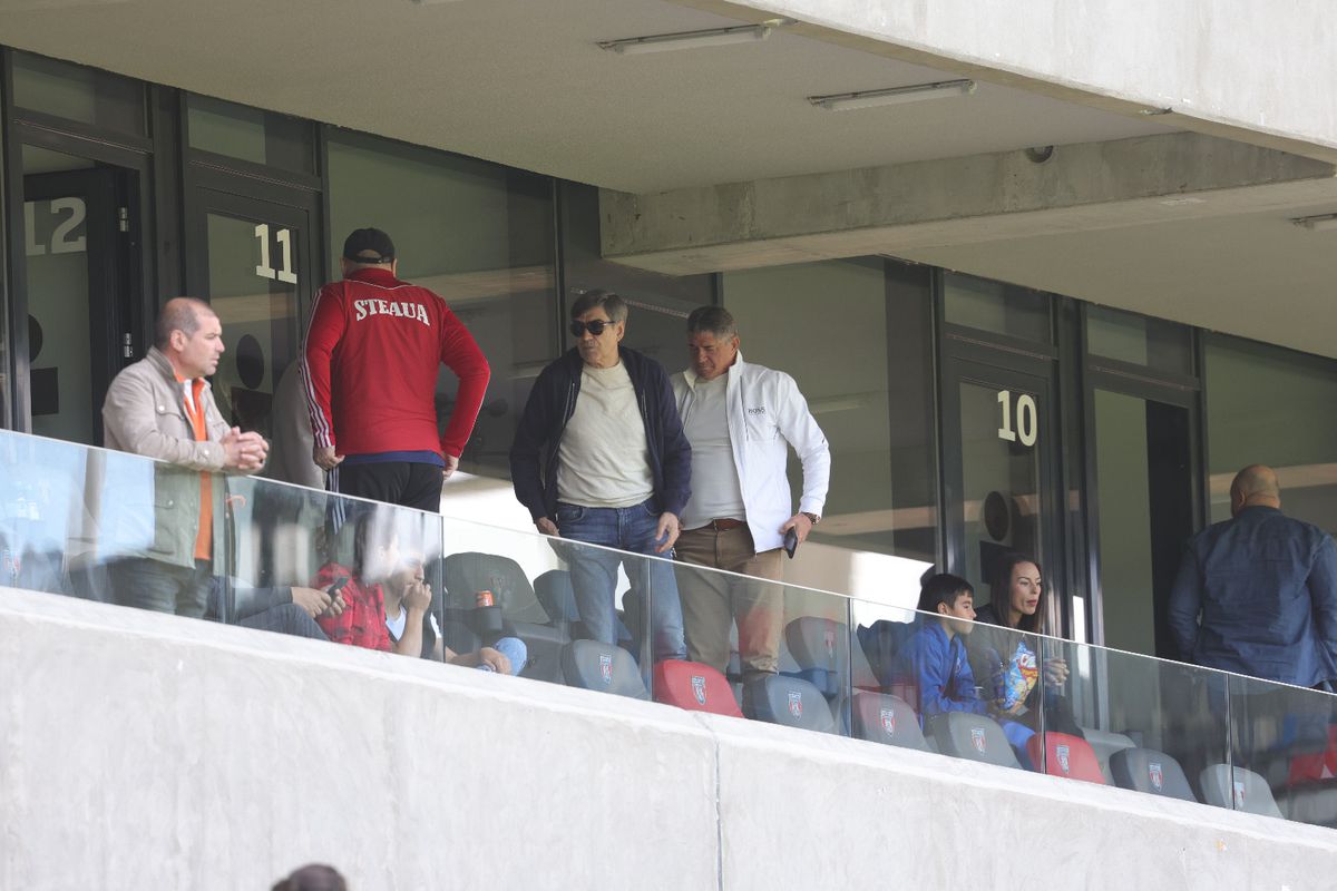 „Aici e Steaua!” » 3 detalii din Ghencea, de la Steaua - CSM Reșița: ce făcea Victor Pițurcă în lojă și cum arată la 69 de ani + mesajele ostile ale ultrașilor