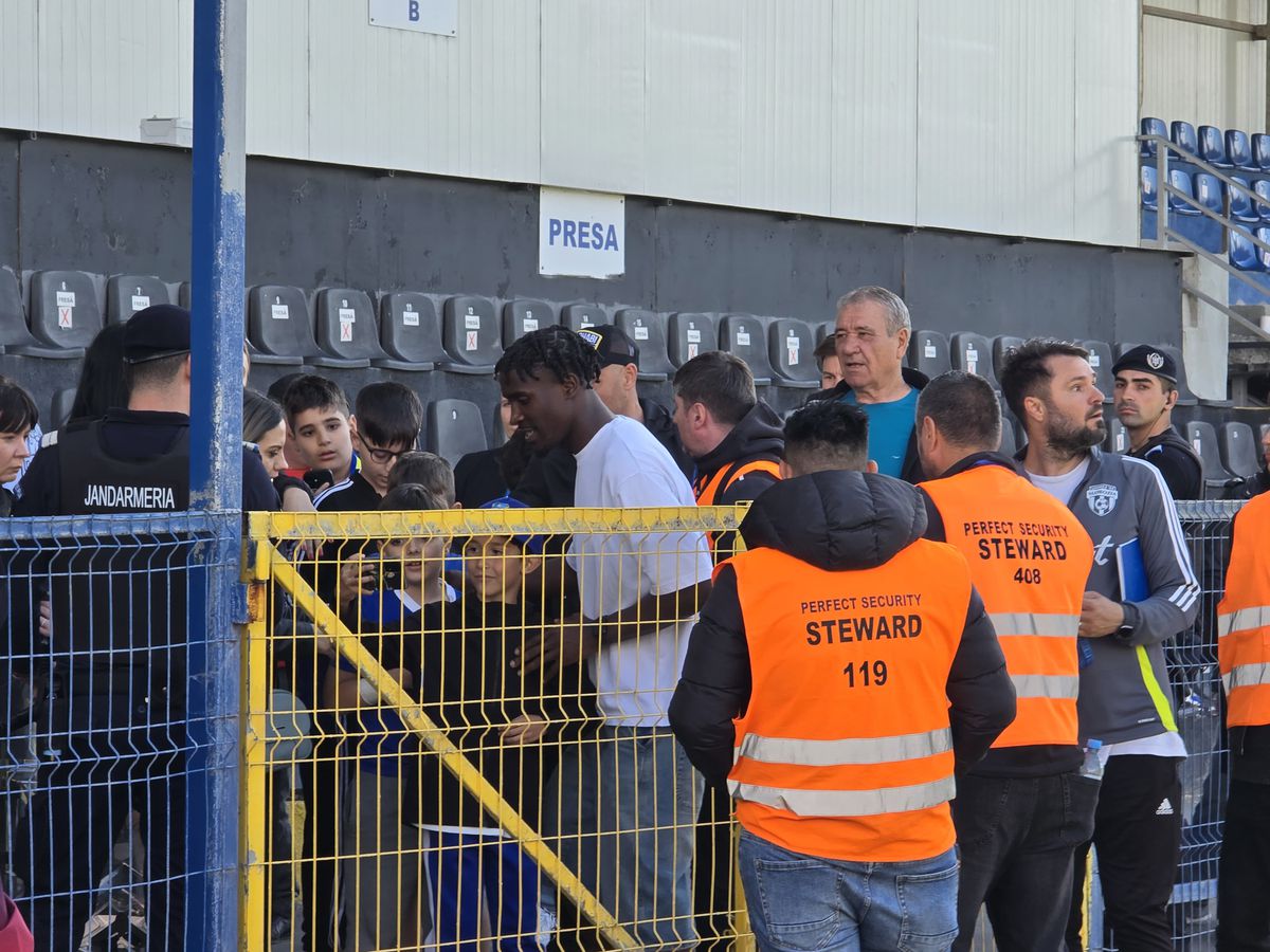 Proaspătul campion cu FCSB a mers la meciul de totul sau nimic din Superligă și a sărbătorit cu echipa câștigătoare!