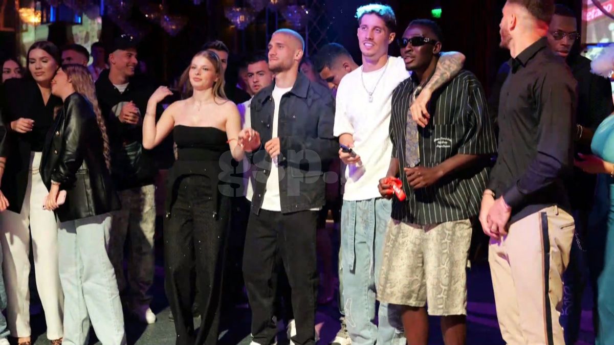 FCSB, petrecere în club