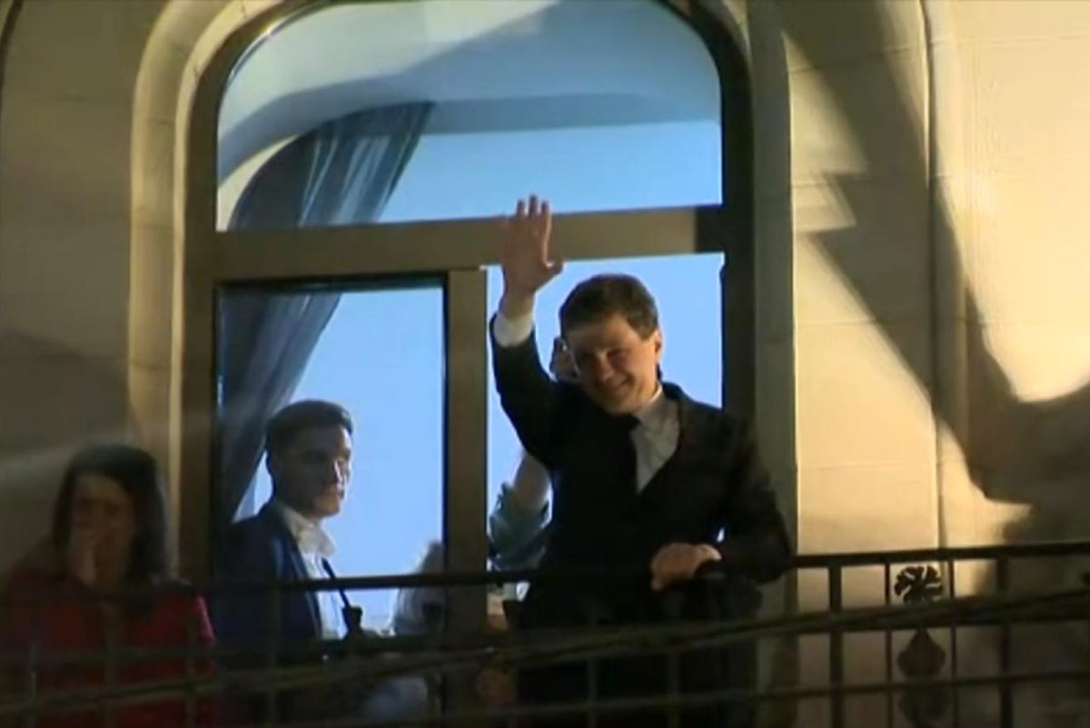 Primele imagini cu Nicușor Dan și George Simion, după apariția exit-poll-urilor