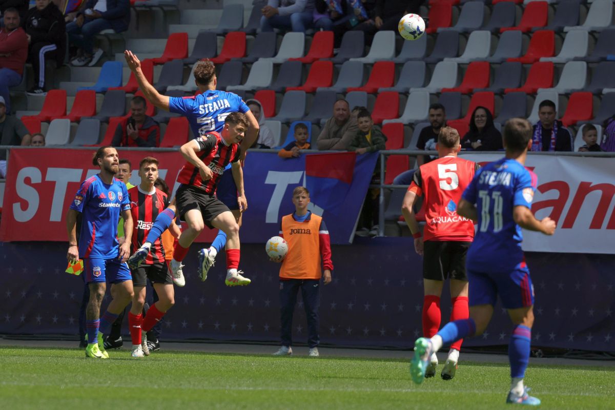 Steaua București - CSM Reșița, ultima etapă a play-off-ului din Liga 2: imagini din Ghencea