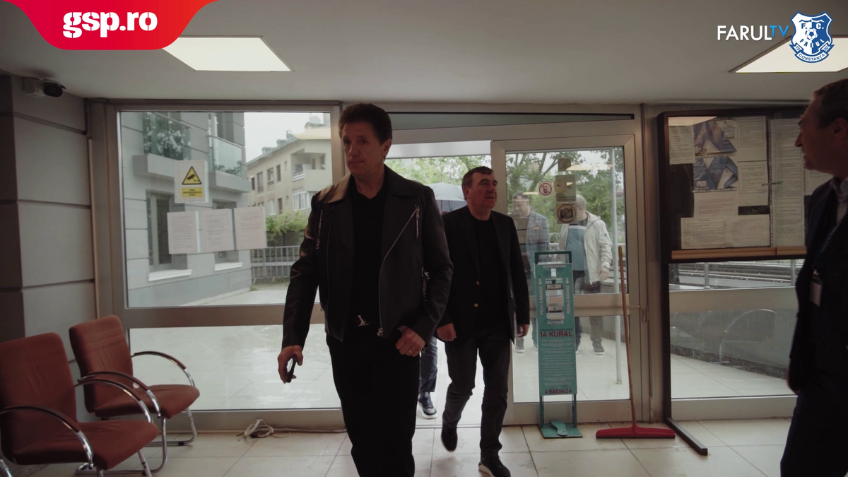 Imagini senzaționale cu Gheorghe Hagi și Gică Popescu în Turcia: cei doi au votat în turul II la Istanbul