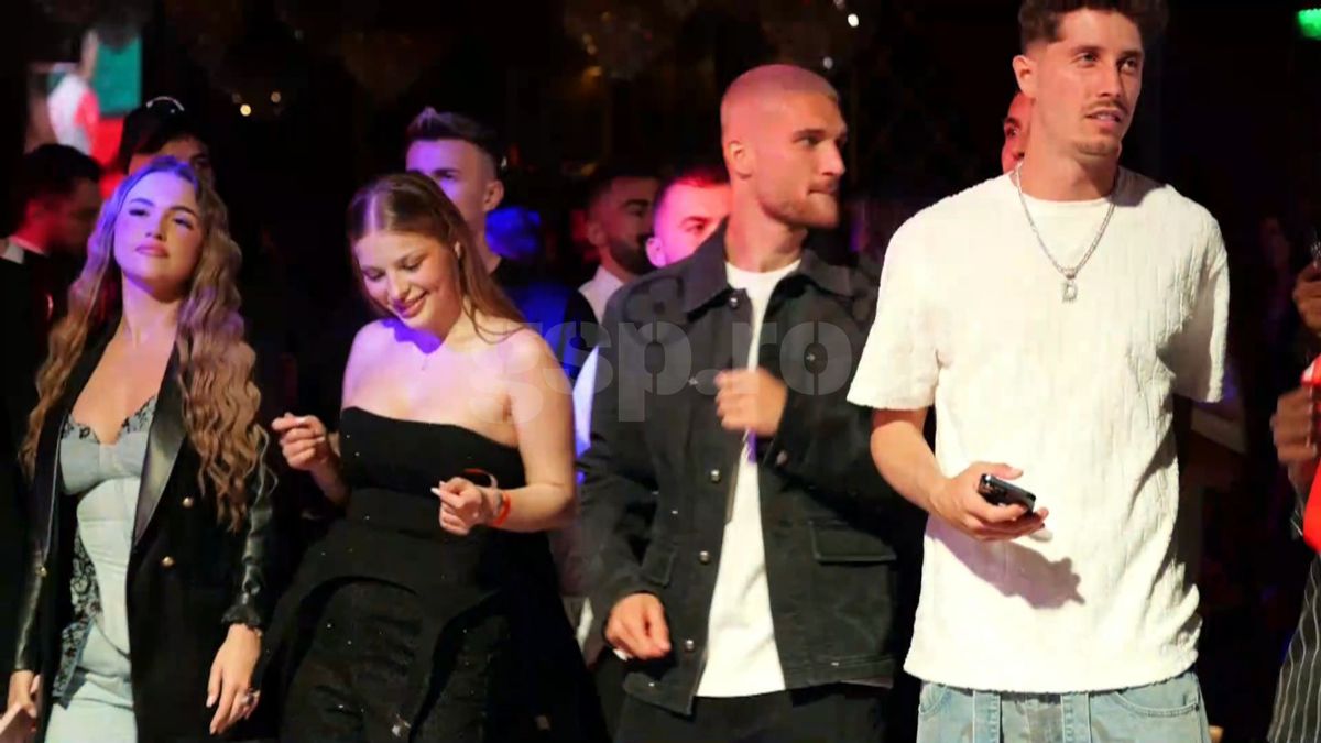 FCSB, petrecere în club