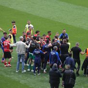 Scenele de la finalul partidei Steaua - Reșița, scor 0-2 / Foto: GSP