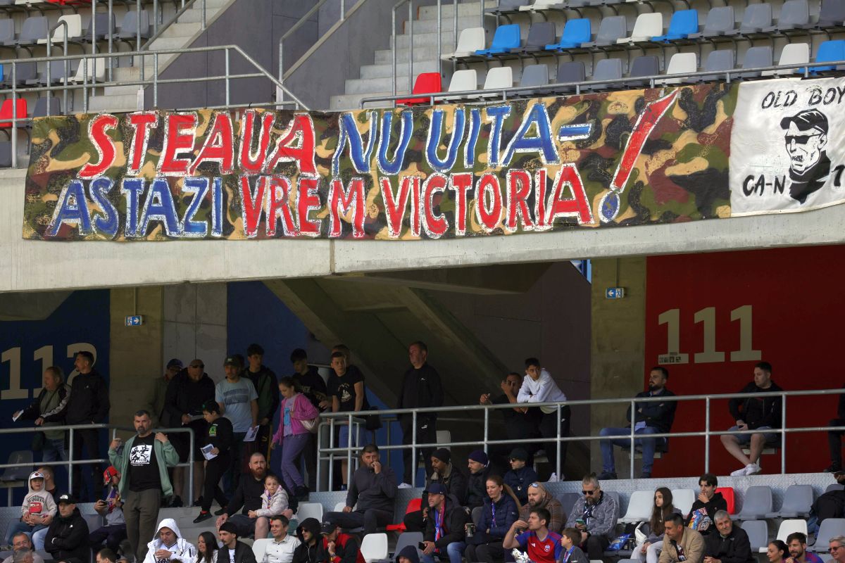 „Aici e Steaua!” » 3 detalii din Ghencea, de la Steaua - CSM Reșița: ce făcea Victor Pițurcă în lojă și cum arată la 69 de ani + mesajele ostile ale ultrașilor