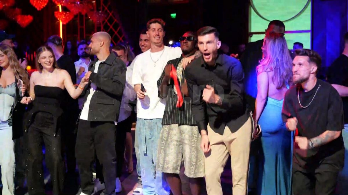 FCSB, petrecere în club