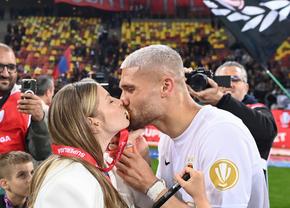 „Cea mai fericită de pe pământ!” » Antonia a întors toate privirile la petrecerea de titlu a celor de la FCSB