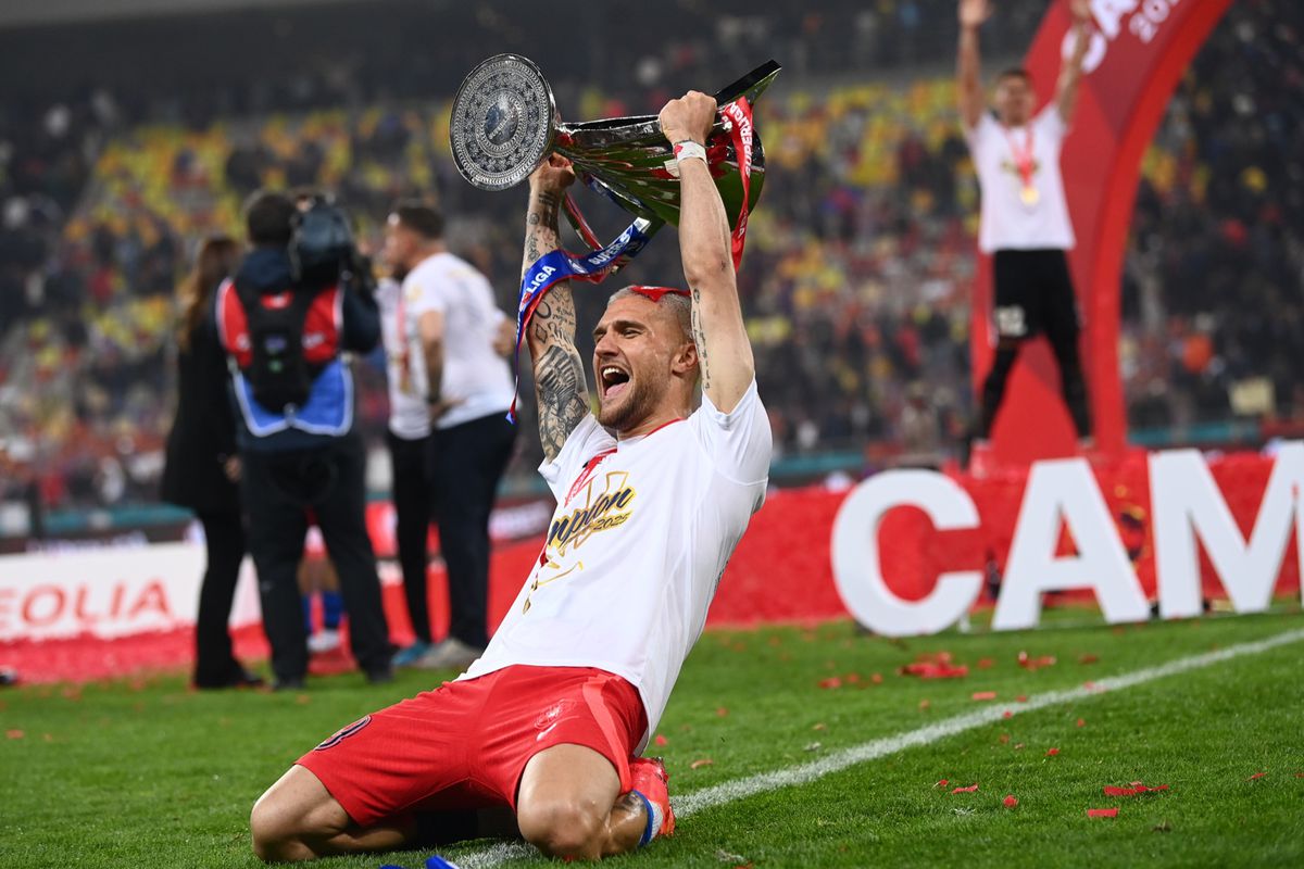 „Cea mai fericită de pe pământ!” » Antonia a întors toate privirile la petrecerea de titlu a celor de la FCSB