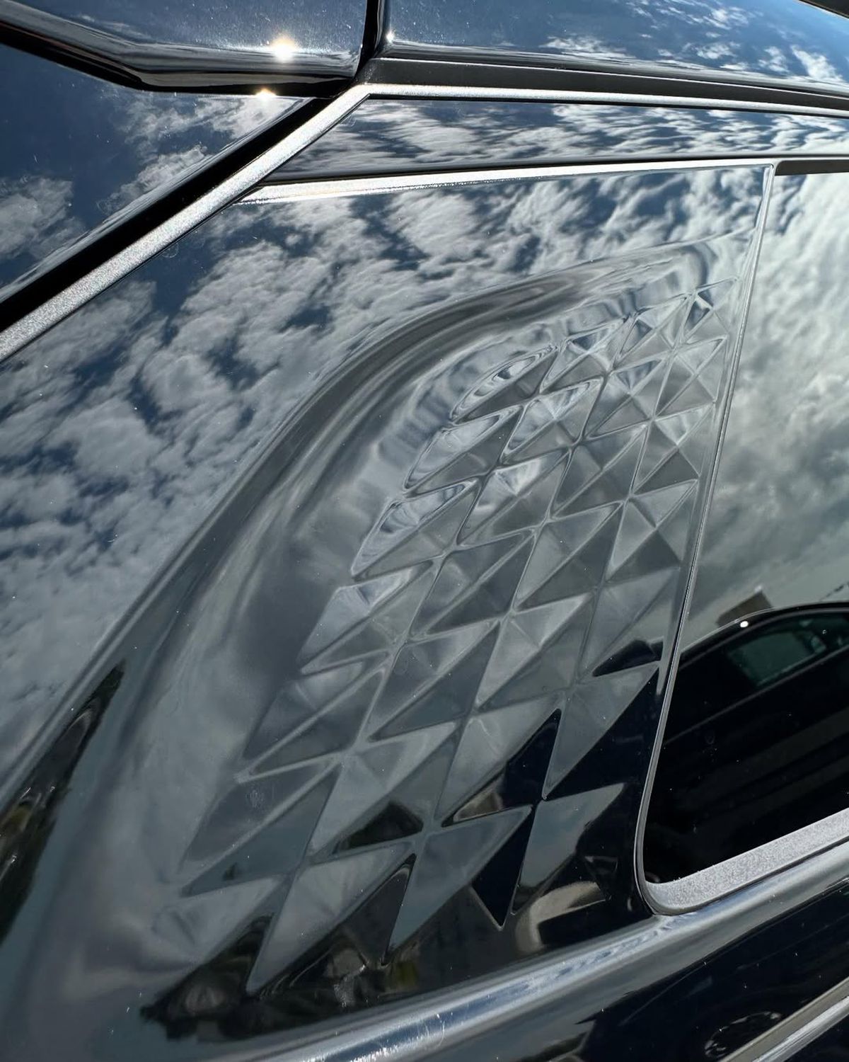 Mașina apreciată de români va lansa un nou model » O vezi în fiecare cartier și e mai ieftină decât Toyota sau Skoda