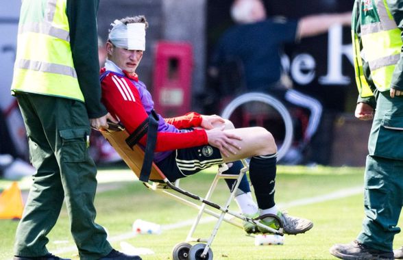 Haos la final! Au aruncat un scaun spre propriul jucător, fanii au invadat gazonul!