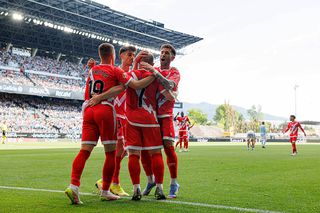 Etapă-spectacol în La Liga: victorie MARE pentru Rațiu și Rayo, Barcelona pierde prima dată în 2025 + cele 5 formații care vor juca în Liga Campionilor