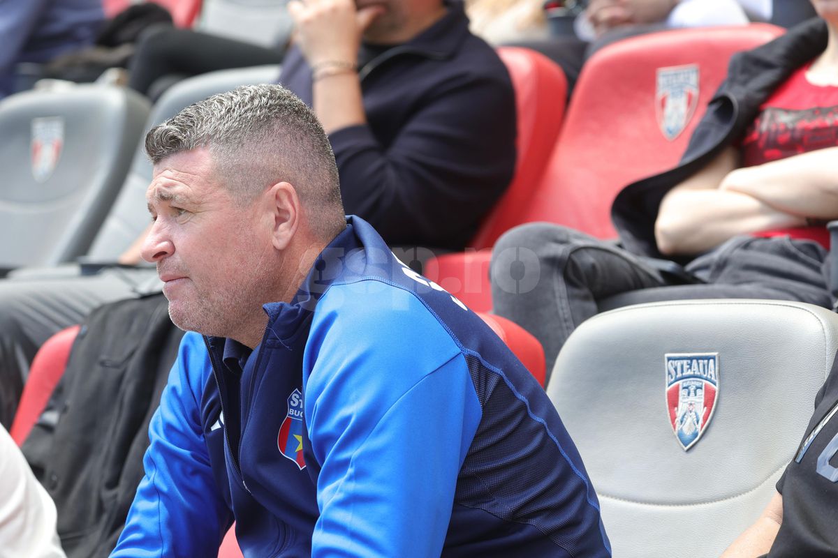 Victor Pițurcă, la Steaua - Reșița