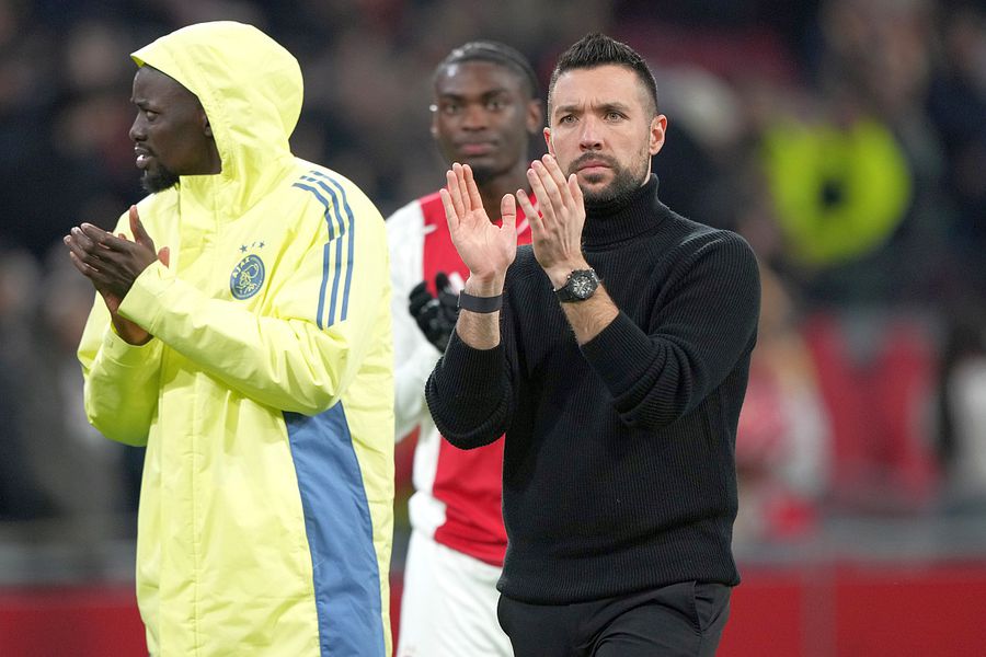 Francesco Farioli nu va continua la Ajax // Foto: Gettyimages Erik ten Hag revine pe bancă » Antrenorul olandez e favorit să antreneze din nou la echipa unde a avut cele mai mari performanțe