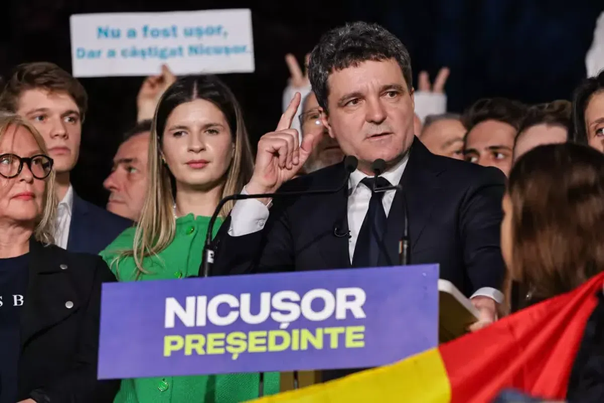 Primele imagini cu Nicușor Dan și George Simion, după apariția exit-poll-urilor