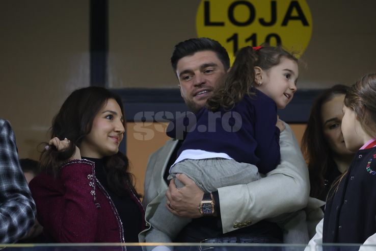 Teodora Becali, Mihai Mincu, Gigi Becali, la FCSB - U Craiova 1-0. Foto: Ionuț Iordache (GSP.RO)