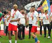 Mihai Popescu (dreapta) e campion cu FCSB