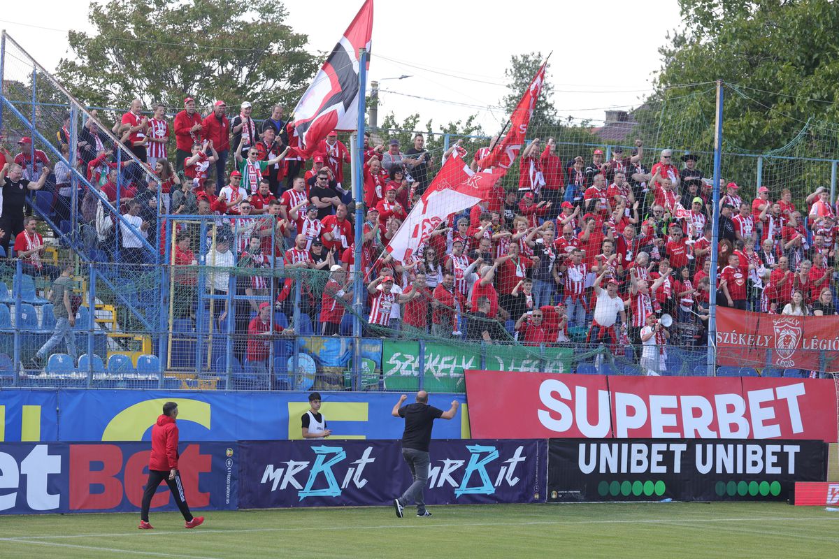 Unirea Slobozia - Sepsi // Dioszegi, moment fabulos înainte de partidă