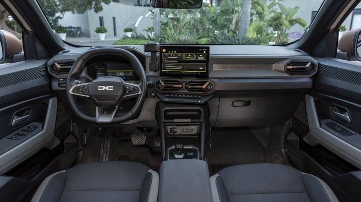 Noua mașină Dacia a fost „prezentată”: imaginile au scăpat pe net » Va fi mai ieftină decât rivalele Kia și Suzuki