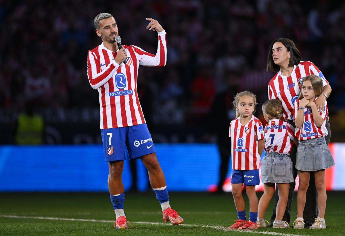 Atletico în lacrimi » Metropolitano și-a luat rămas bun de la legenda Antoine Griezmann: „Am greșit când am mers la Barcelona. Vă cer iertare”