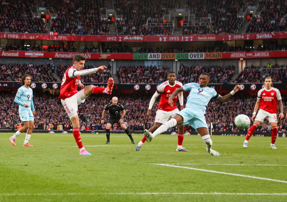 „Tunarii”, aproape de istorie: Arsenal câștigă la limită cu Burnley și poate fi campioană mâine!