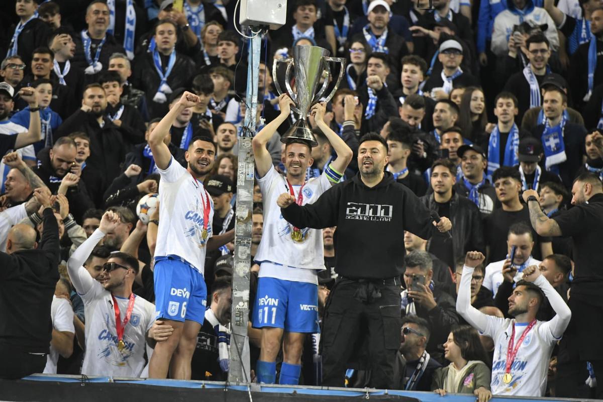 Universitatea Cluj vrea să facă primul transfer pentru cupele europene: unul dintre cei mai buni mijlocași din Superligă!