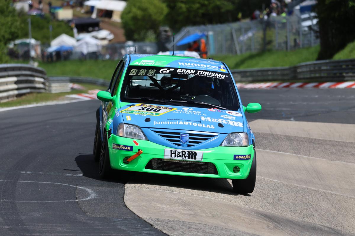 Dacia Logan a cucerit cursa de 24 de ore de la Nurburgring