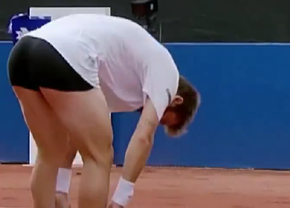 Gest șocant la turneul de la Hamburg: jucătorul din top 40 mondial și-a dat jos pantalonii!