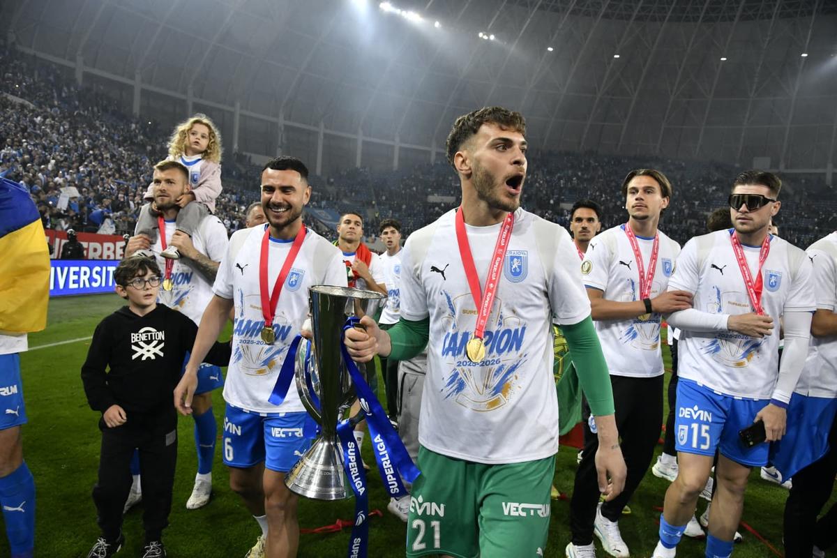 Universitatea Cluj vrea să facă primul transfer pentru cupele europene: unul dintre cei mai buni mijlocași din Superligă!