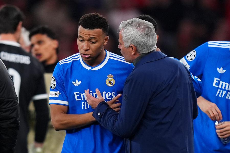 Here we go! Jose Mourinho a acceptat propunerea lui Real Madrid și revine pe „Bernabeu”