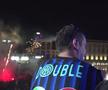 Ce sărbătoare în Piața Domului! Cristi Chivu a ridicat trofeele și a cântat cu sute de mii de oameni