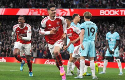 „Tunarii”, aproape de istorie: Arsenal câștigă la limită cu Burnley și poate fi campioană mâine!