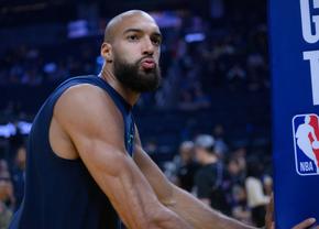 „Armata” impresionantă de oameni care stă în spatele succesului unuia dintre cei mai buni jucători defensivi din NBA
